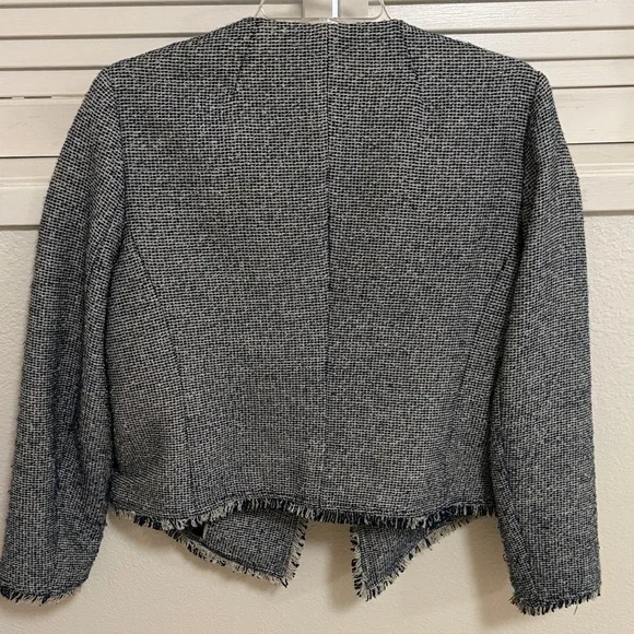 Banana Republic Women's Gray Tweed Blazer - Picture 6 of 6